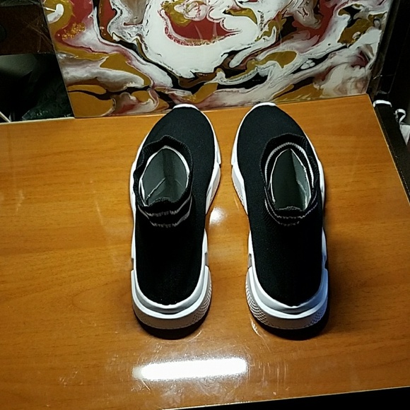 Womens "Tyga" Ultra Lightweight High Sock Sneakers - Picture 6 of 7